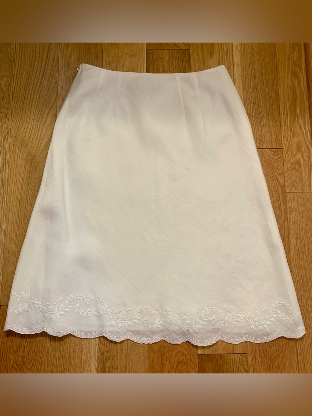 Ann Taylor Linen Embroided Lined White Size 0 Skirt - Picture 2 of 5